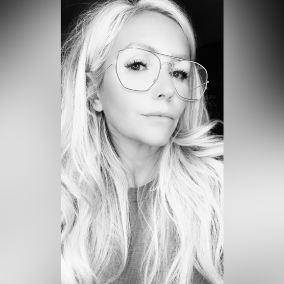 Meet the Posher, Amanda! - Picture 1 of 1